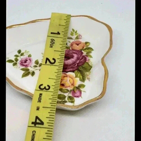 Vintage Heart Trinket Jewelry Dish Roses Fine Bone China Rare Canadian Classics - Picture 9 of 10